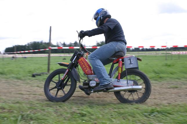 MRD2004-AG_jpg.jpg