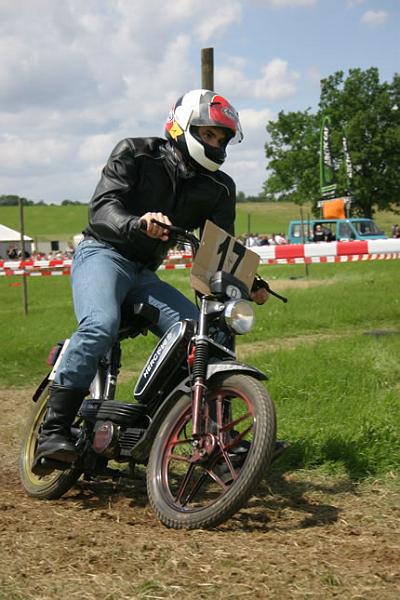 MRD2004-BG_jpg.jpg
