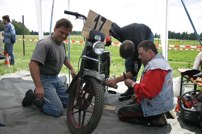 MRD2004-BJ_jpg.jpg