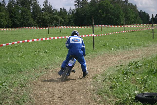 MRD2004-BV_jpg.jpg