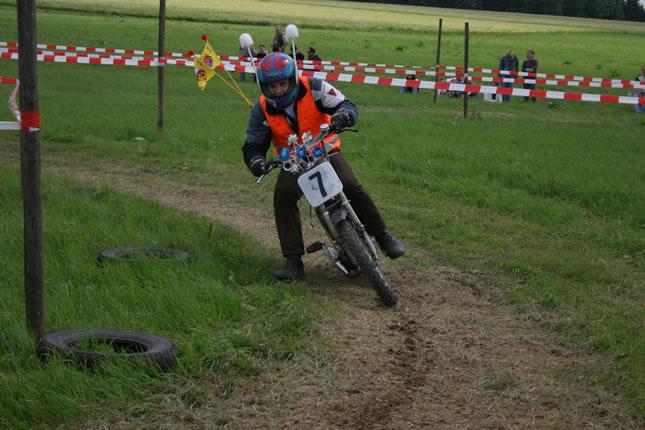 MRD2004-CB_jpg.jpg