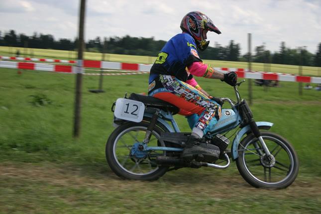 MRD2004-CH_jpg.jpg