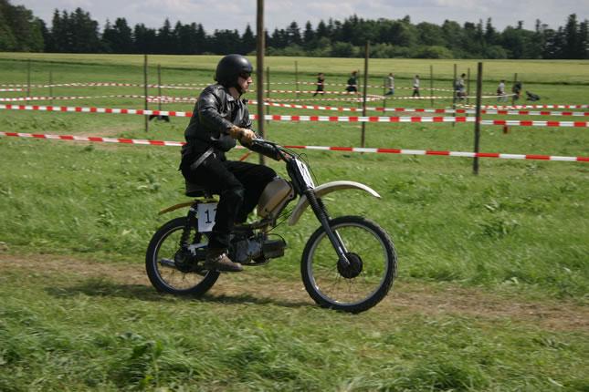 MRD2004-CI_jpg.jpg