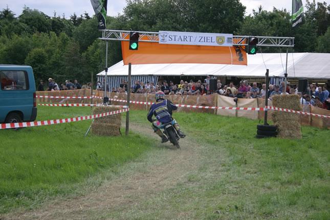 MRD2004-CR_jpg.jpg