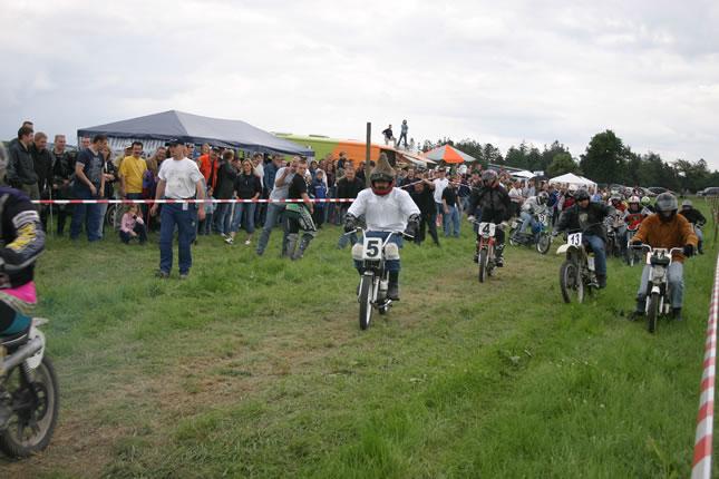 MRD2004-CZ_jpg.jpg
