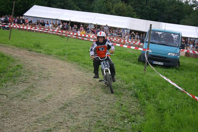 MRD2004-DQ_jpg.jpg