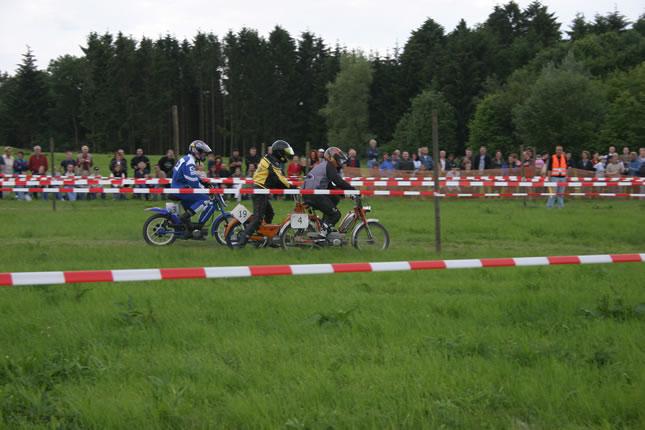 MRD2004-DY_jpg.jpg