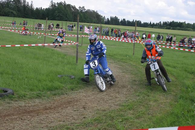 MRD2004-EQ_jpg.jpg