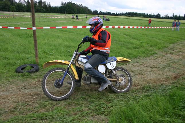 MRD2004-FG_jpg.jpg