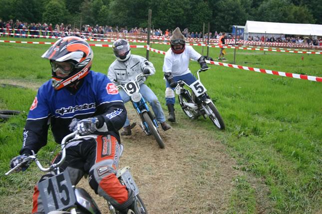 MRD2004-FJ_jpg.jpg