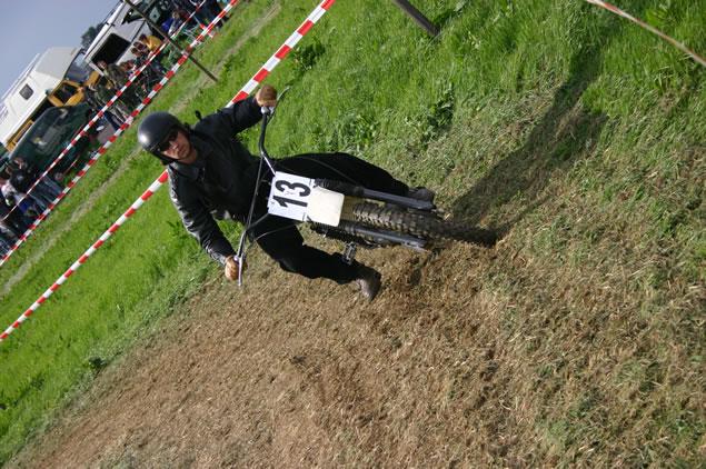 MRD2004-HN_jpg.jpg