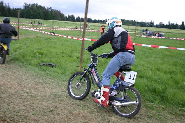 MRD2004-JD_jpg.jpg