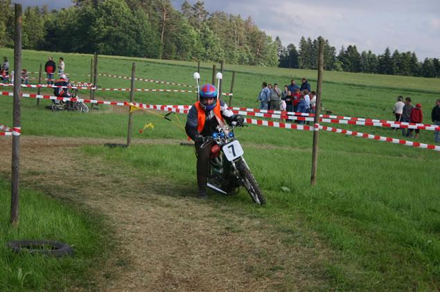 MRD2004-JZ_jpg.jpg