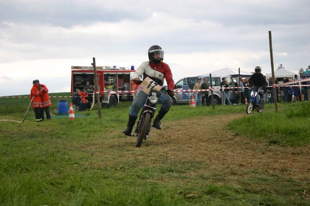 MRD2004-KT_jpg.jpg