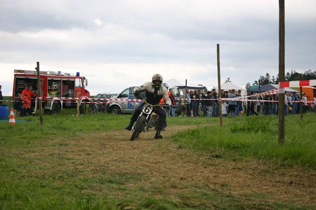 MRD2004-KU_jpg.jpg