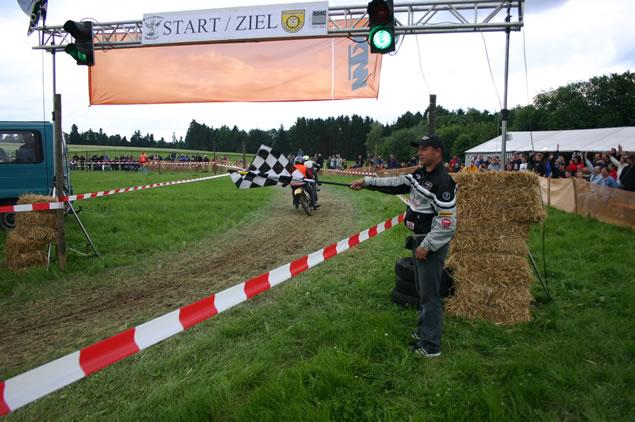 MRD2004-KW_jpg.jpg
