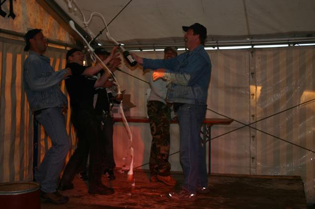 MRD2004-NQ_jpg.jpg