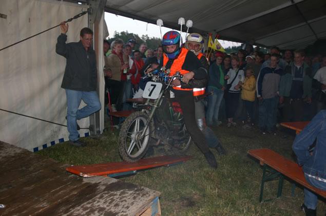 MRD2004-NZ_jpg.jpg