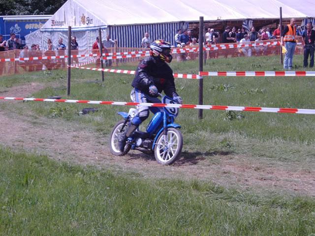 MRD2004-AK_jpg.jpg