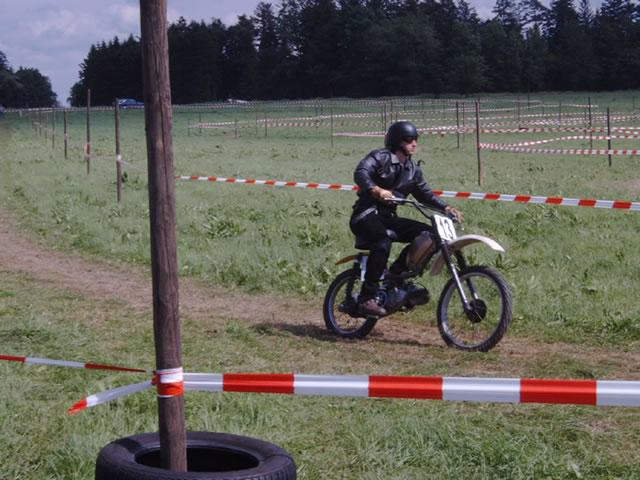 MRD2004-AR_jpg.jpg