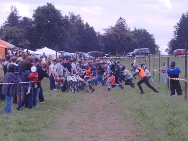 MRD2004-AW_jpg.jpg