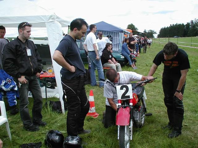 MRD2004-AE_jpg.jpg