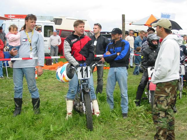 MRD2004-CR_jpg.jpg