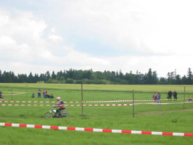 MRD2004-DY_jpg.jpg