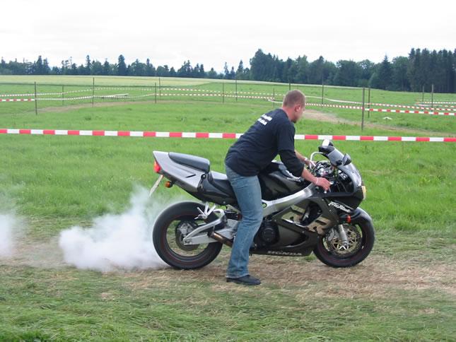 MRD2004-FW_jpg.jpg
