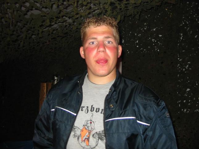 MRD2004-GY_jpg.jpg