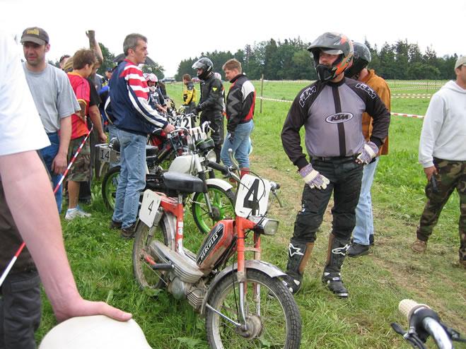 MRD2004-EH_jpg.jpg